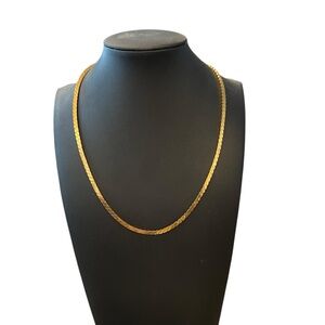 Vintage Gold Tone Herringbone Chain Necklace 18” Shiny Preppy‎